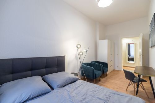 Designer-Wohnung zur Kurzzeitmiete - Stilvolles Ambiente in der Schönhauser Allee