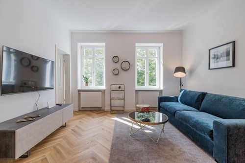 Helle Kurzzeitmiete im Prenzlauer Berg - Elegantes Apartment mit zeitgenössischer Einrichtung